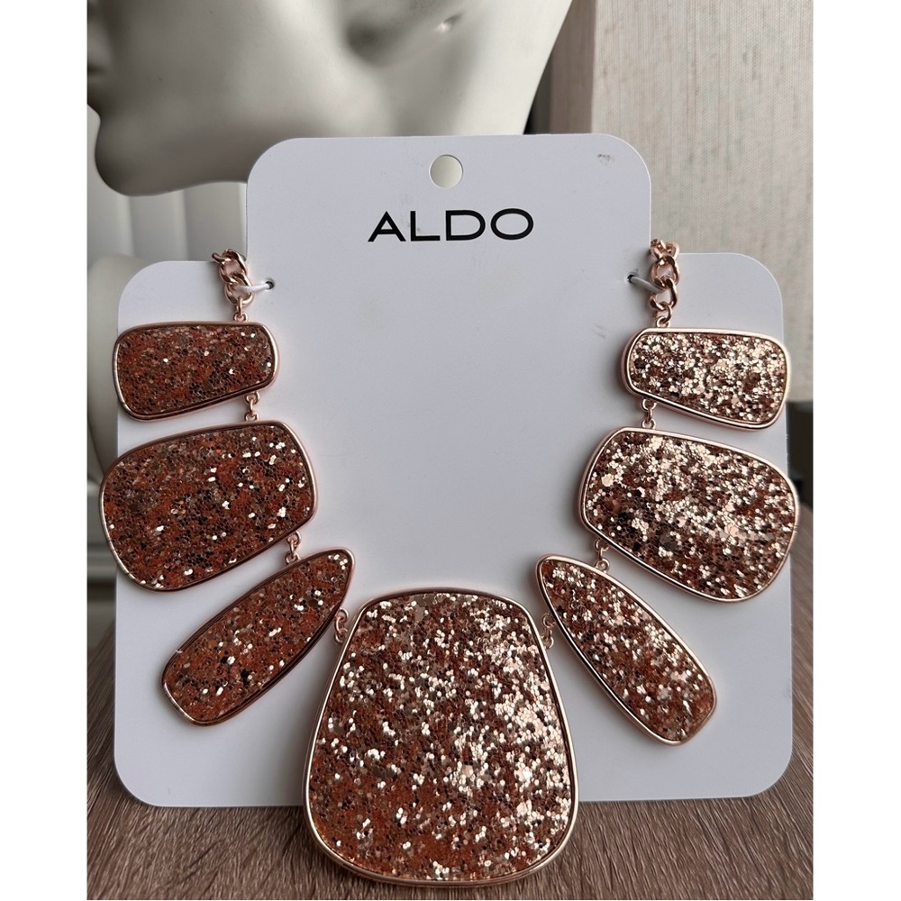 🆕 Aldo Rose Gold Sparkly Large Statement Necklace